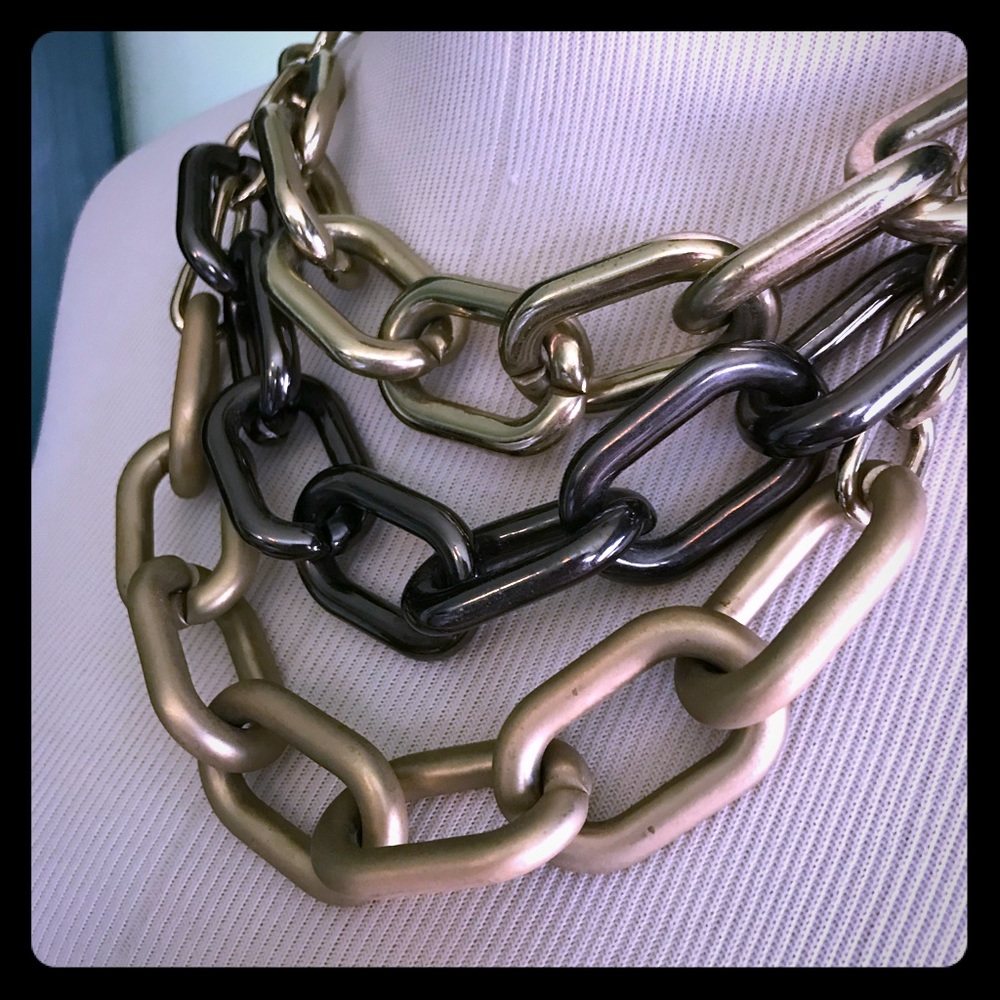 LYDELL NYC Trending Oversized Chain Necklace~Expensive
